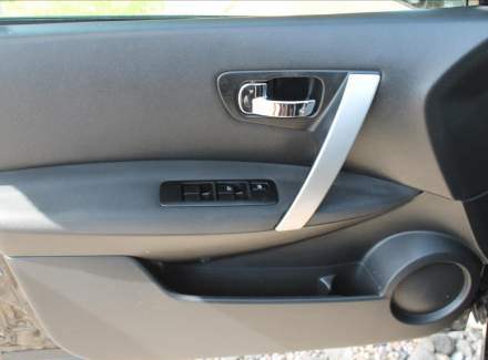 Nissan - Qashqai