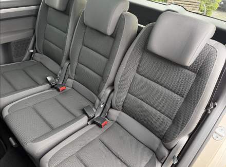 Volkswagen - Touran