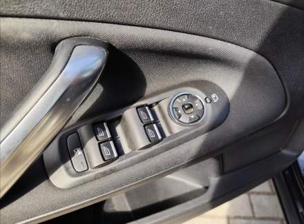 Ford - Mondeo