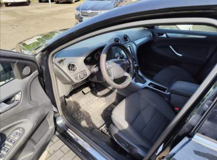 Ford - Mondeo