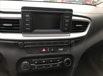 Kia - Cee'd