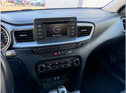 Kia - Cee'd