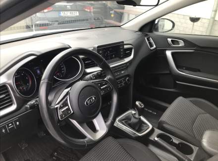 Kia - Cee'd