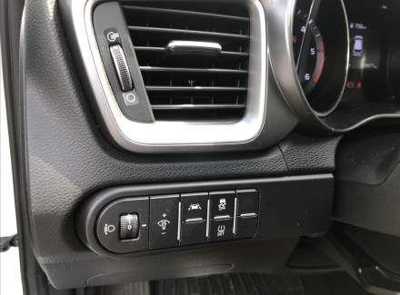 Kia - Cee'd
