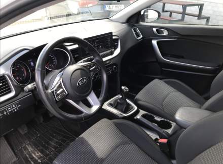 Kia - Cee'd