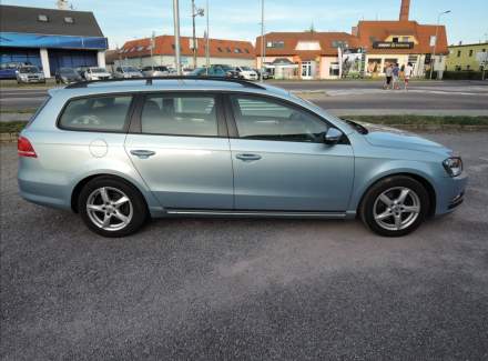 Volkswagen - Passat