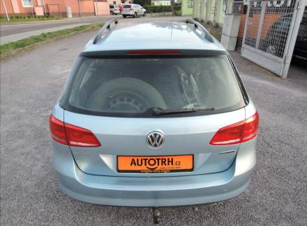 Volkswagen - Passat