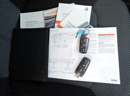Volkswagen - Passat