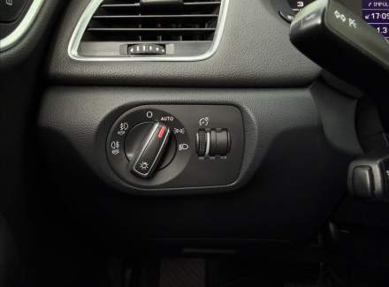 Audi - Q3