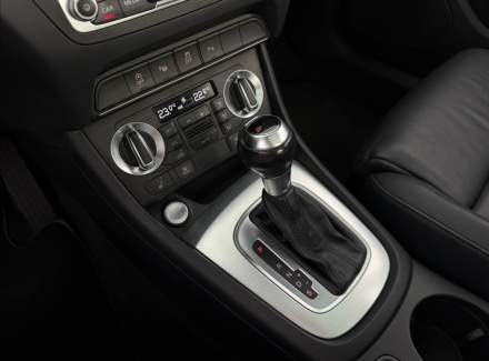 Audi - Q3