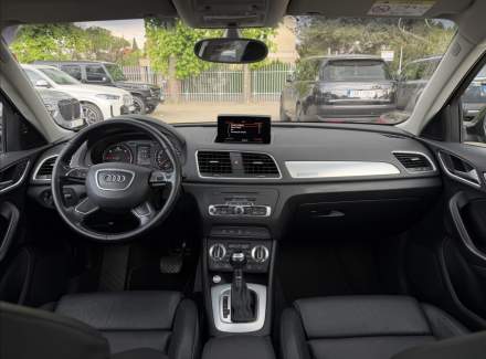 Audi - Q3