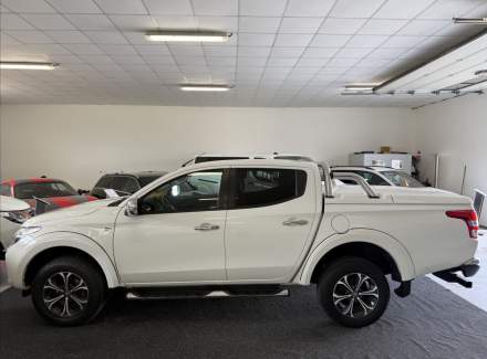 Mitsubishi - L 200