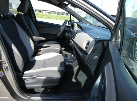 Toyota - Yaris