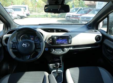 Toyota - Yaris