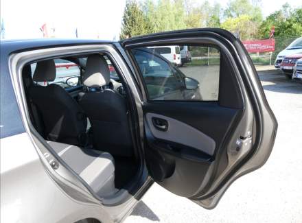 Toyota - Yaris