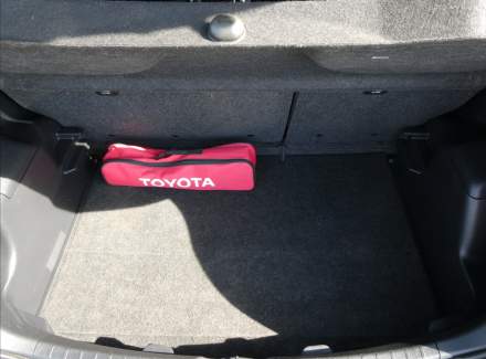 Toyota - Yaris