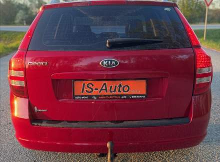 Kia - Cee'd