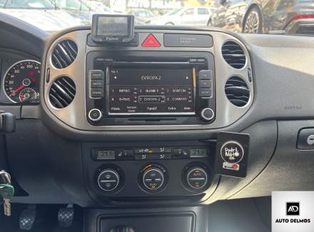Volkswagen - Tiguan