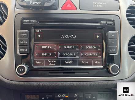Volkswagen - Tiguan