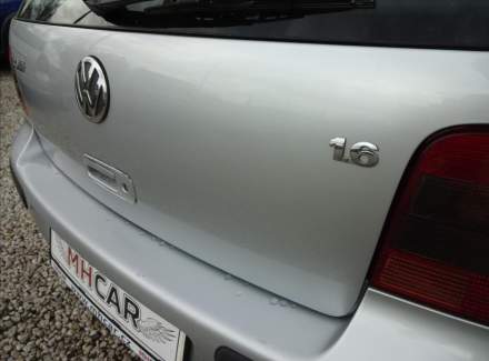 Volkswagen - Golf