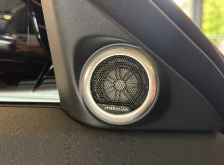 Land Rover - Range Rover Evoque