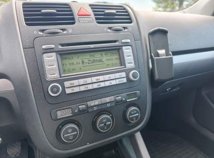 Volkswagen - Golf