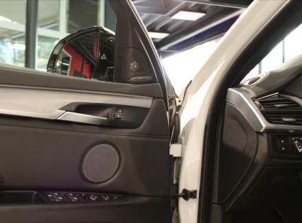 BMW - X6