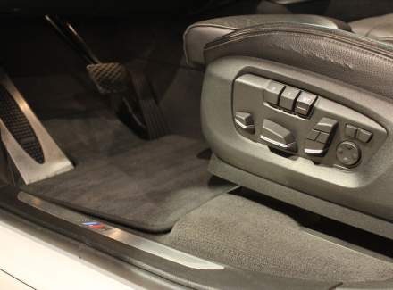 BMW - X6
