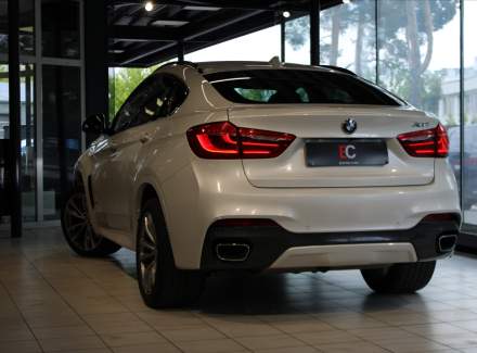 BMW - X6