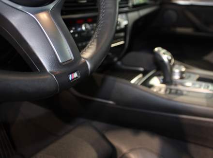 BMW - X6