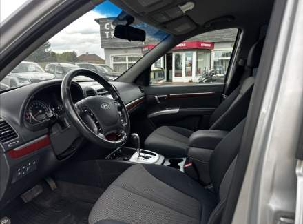 Hyundai - Santa FE