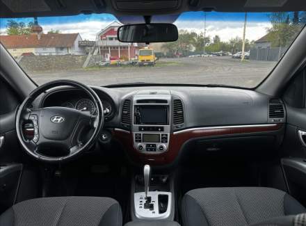 Hyundai - Santa FE