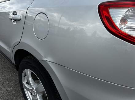Hyundai - Santa FE
