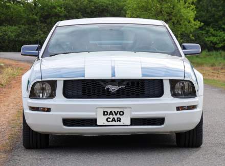 Ford - Mustang