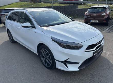 Kia - Cee'd