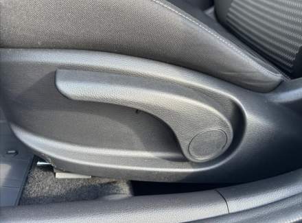 Kia - Cee'd