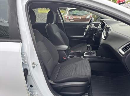 Kia - Cee'd