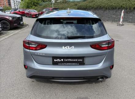 Kia - Cee'd