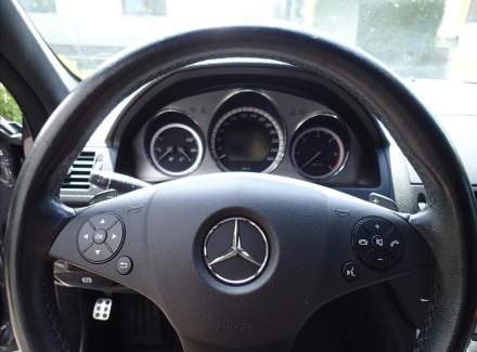 Mercedes-Benz - C-class