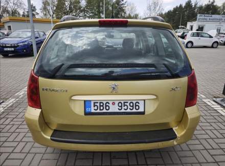 Peugeot - 307