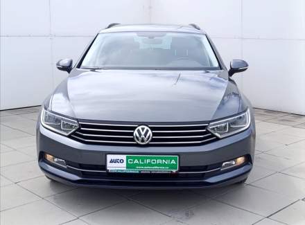 Volkswagen - Passat