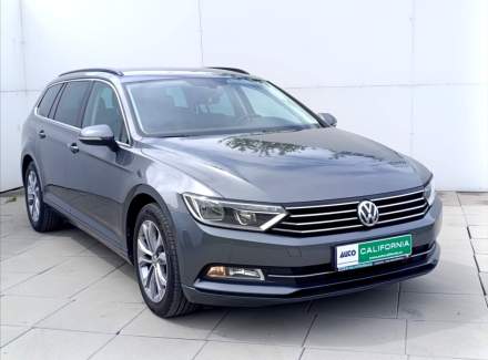 Volkswagen - Passat