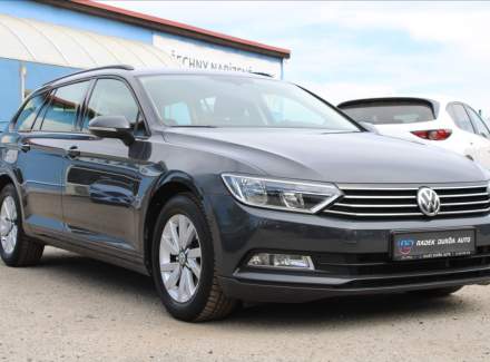 Volkswagen - Passat