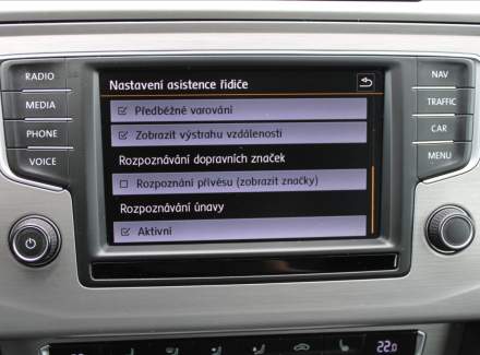 Volkswagen - Passat