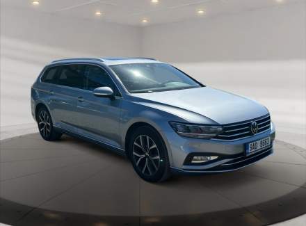 Volkswagen - Passat
