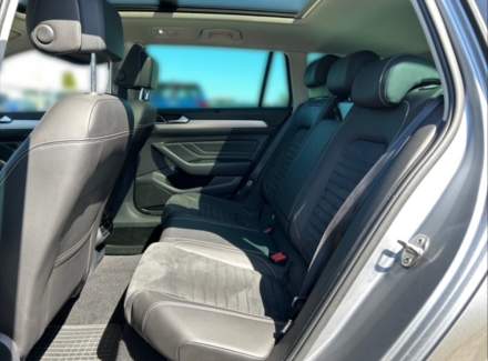 Volkswagen - Passat
