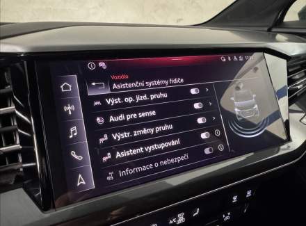 Audi - Q4 e-tron