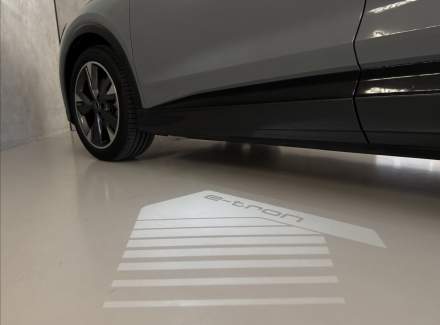 Audi - Q4 e-tron