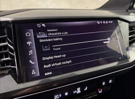 Audi - Q4 e-tron