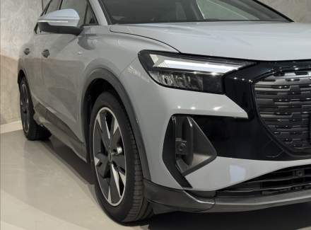 Audi - Q4 e-tron